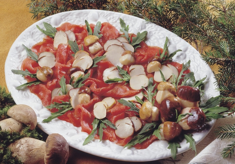 vendita prodotti di terra, conserve di Morbegno, funghi, conserve sottolio